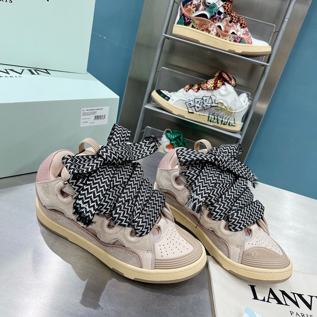 Curb Bege