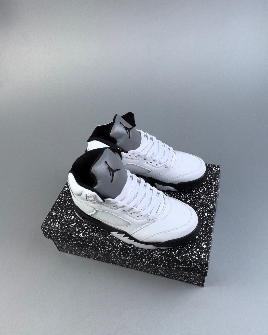 AJ 5 White and Black