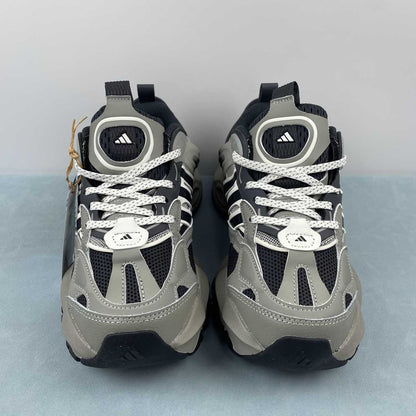 AD XLG Runner Deluxe Black White Grey
