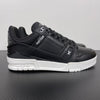Trainer Black and White Sole