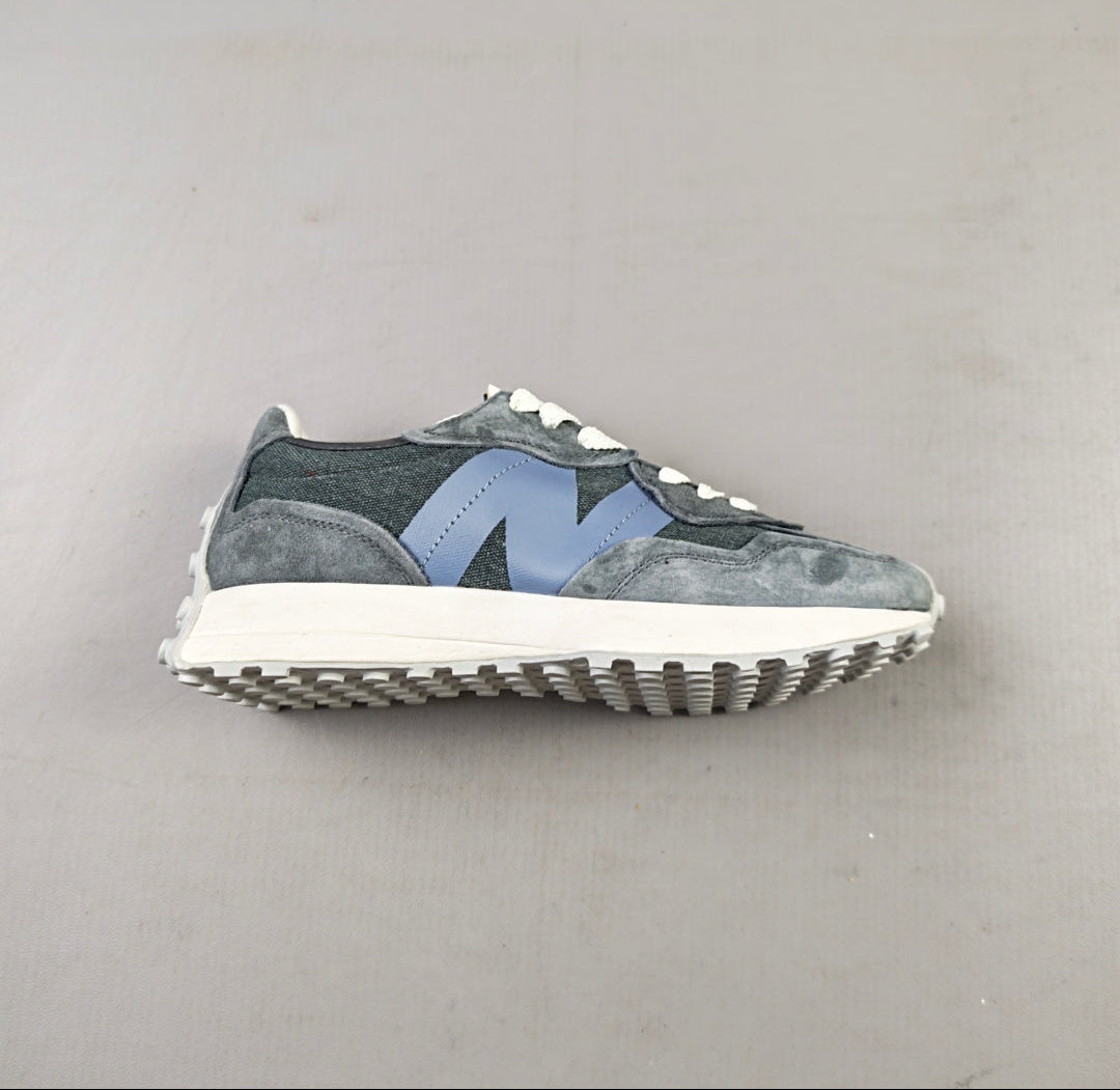 327 Light Grey Blue