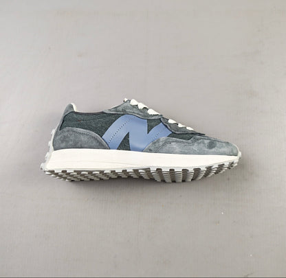 327 Light Grey Blue