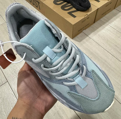 Yeezy 700