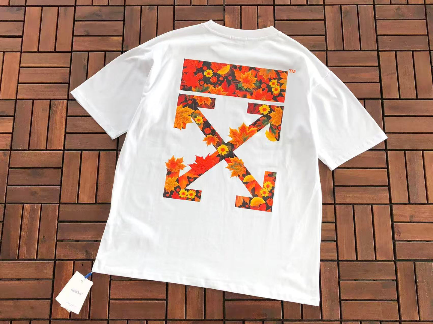 T-shirt Off