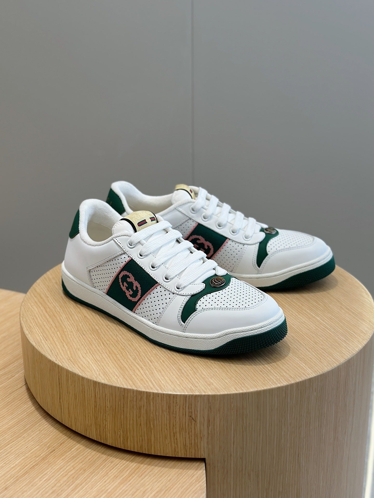 Gu Shoes
