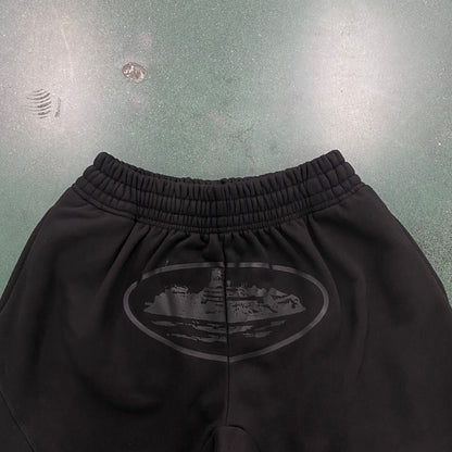 Alcatraz Basic Shorts All Black