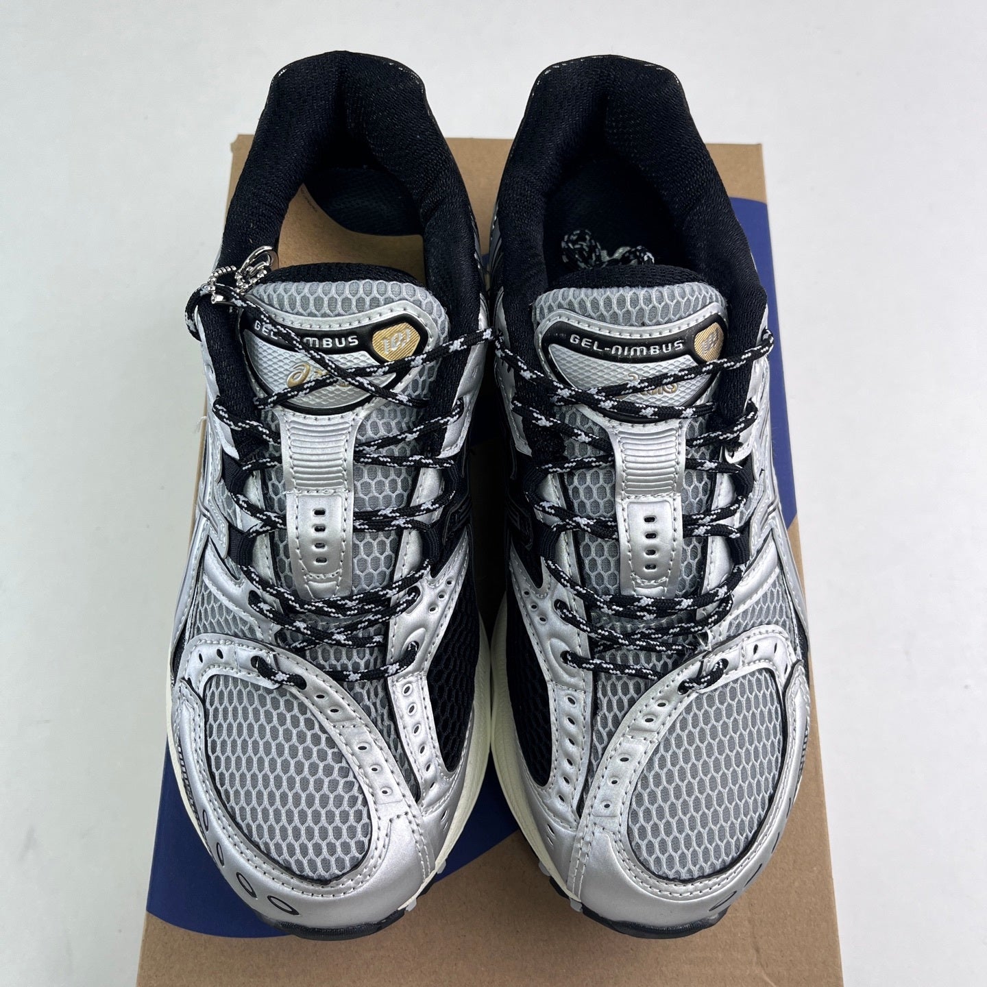 GEL-NIMBUS 10.1 Black/MidNight