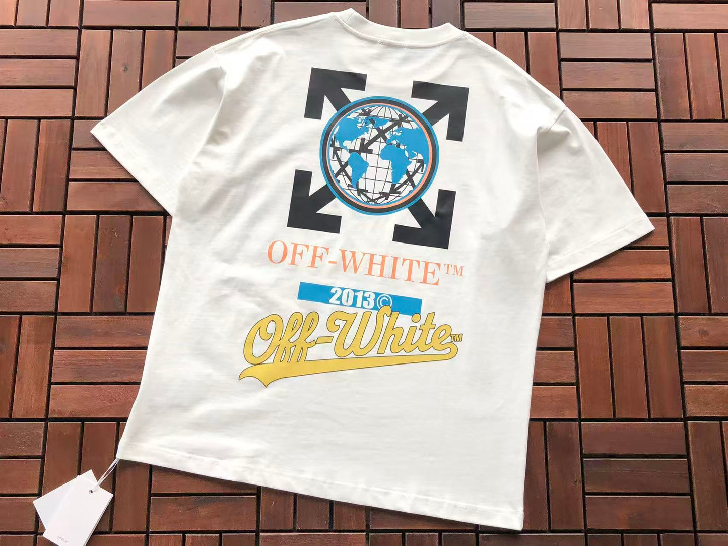 T-shirt Off