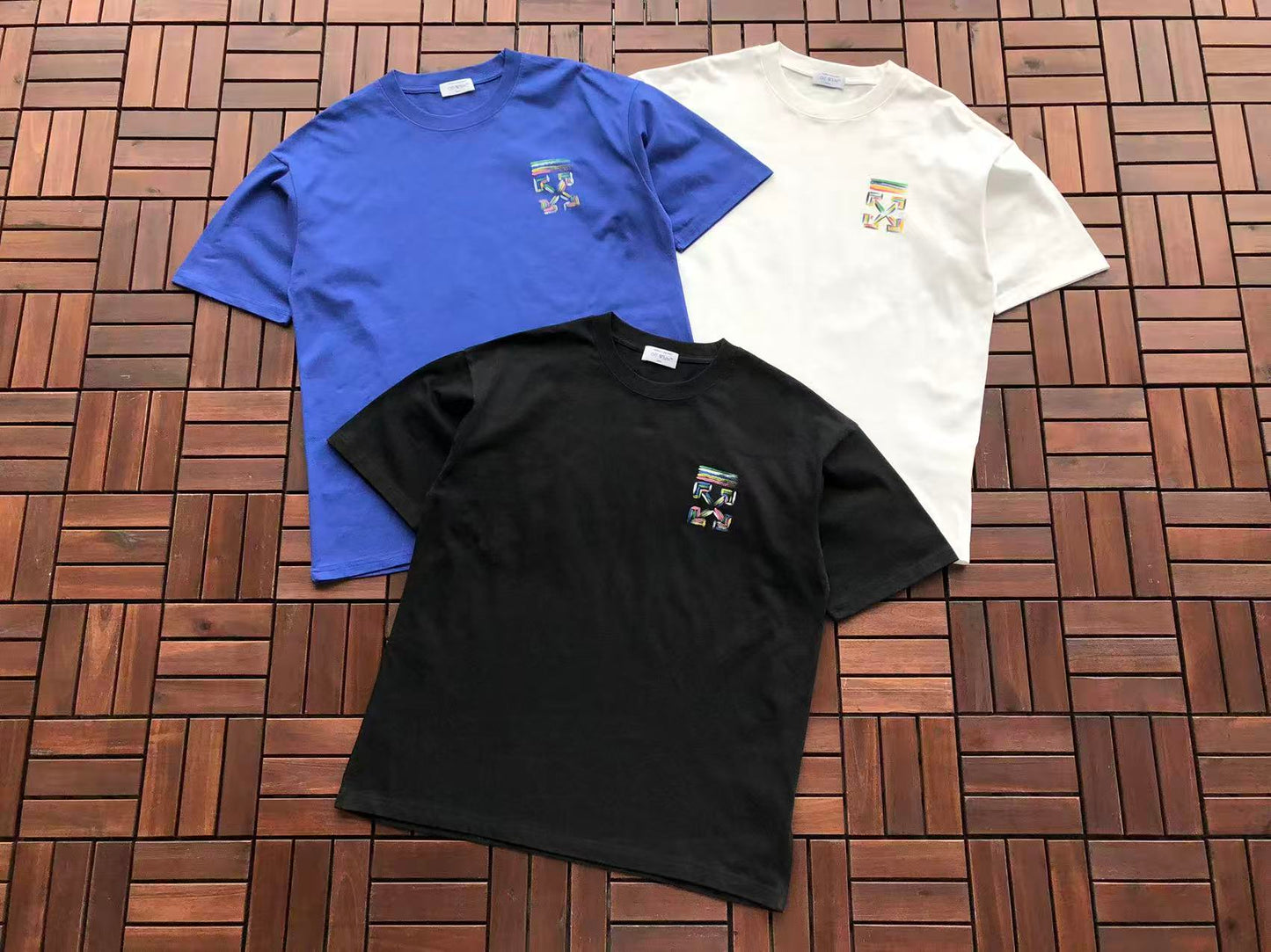 T-shirt Off