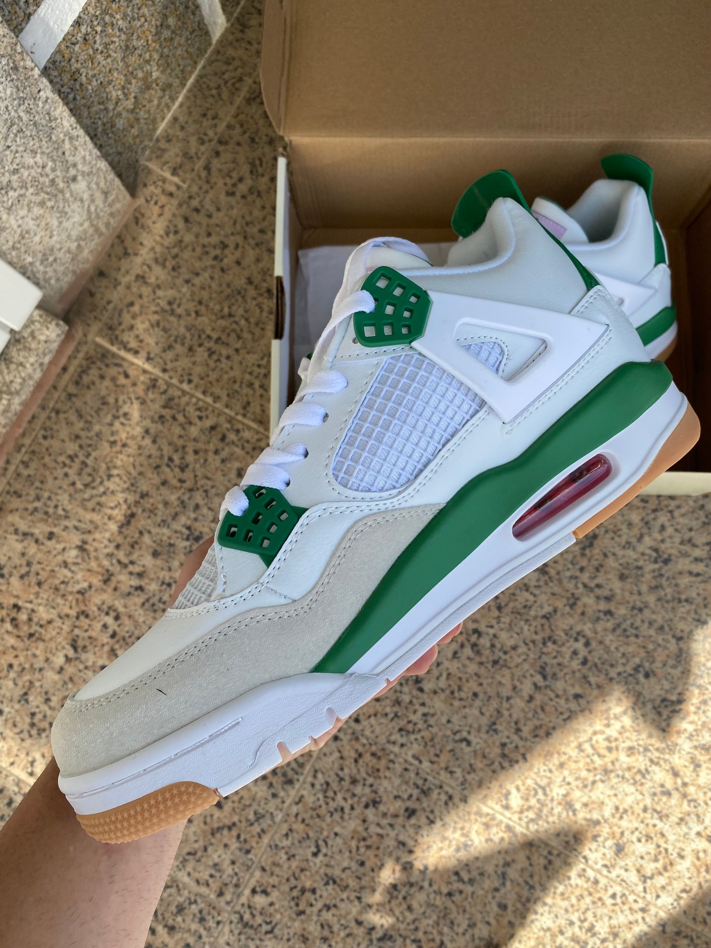 Air Jordan 4 Pine Green