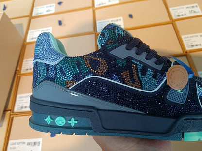 Trainer Crystal Blue