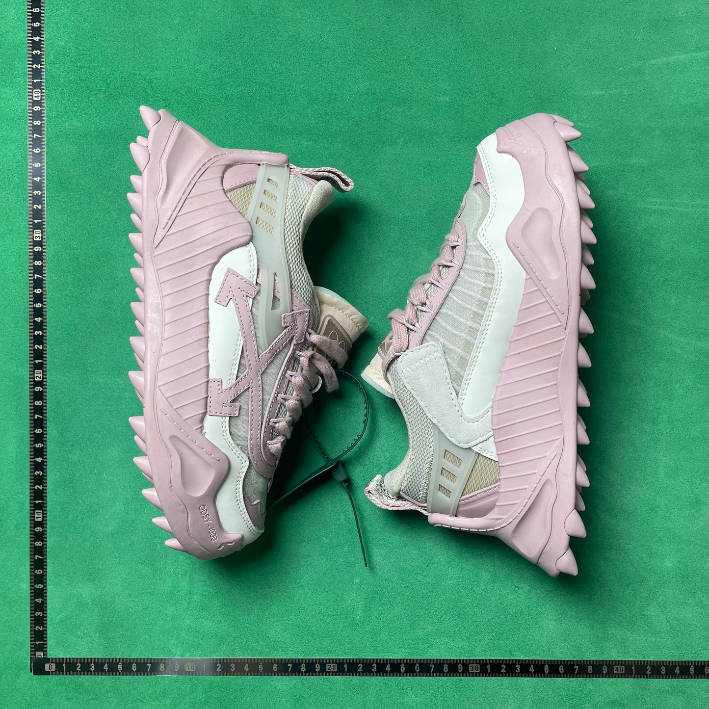 Odsy Pink