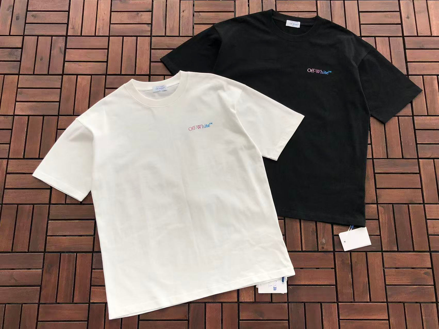 T-shirt Off