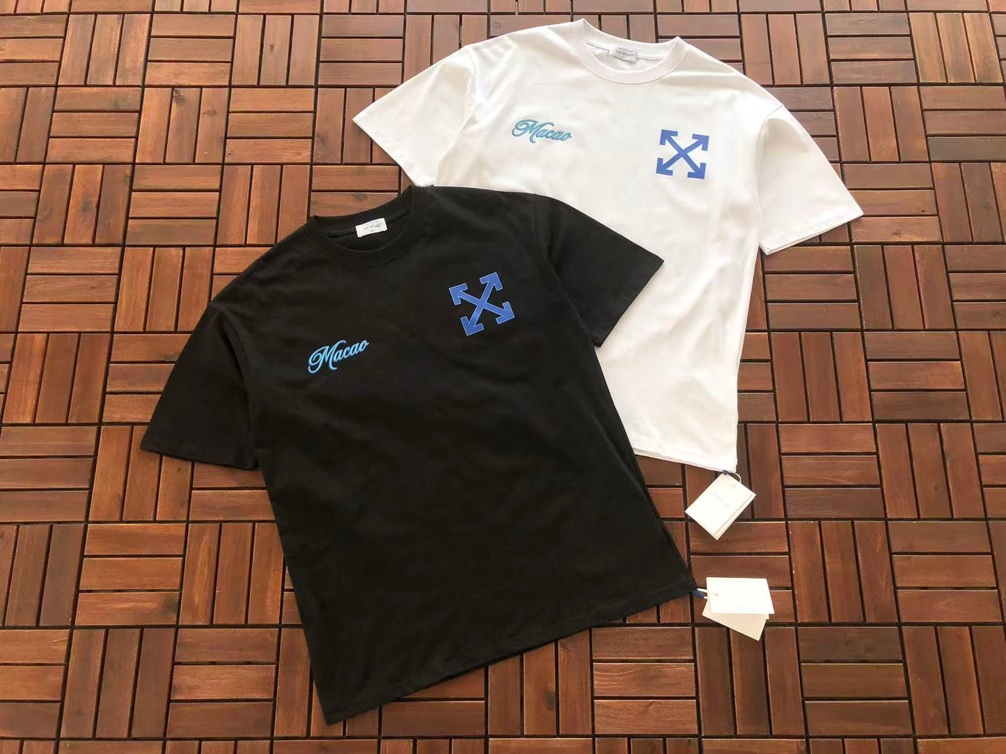 T-shirt Off