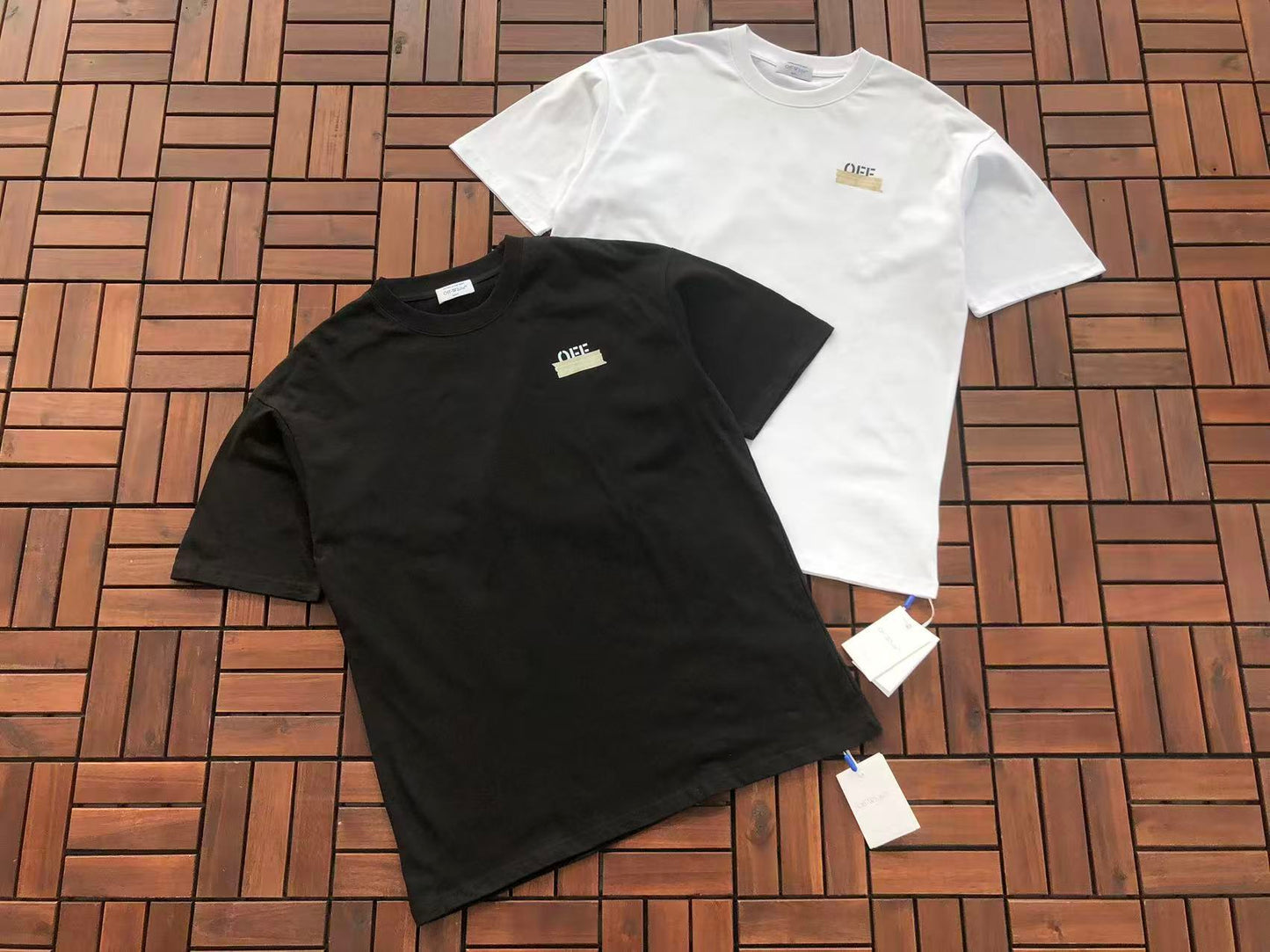 T-shirt Off