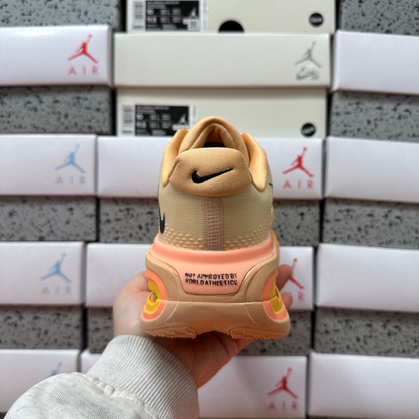 Vomero Premium Orange/Yellow