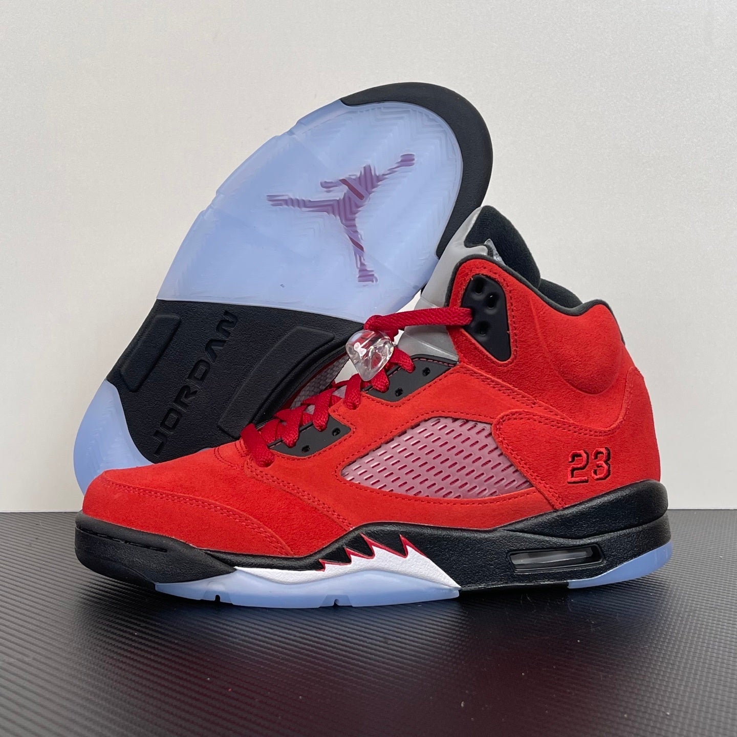 AJ 5 Raging Bull