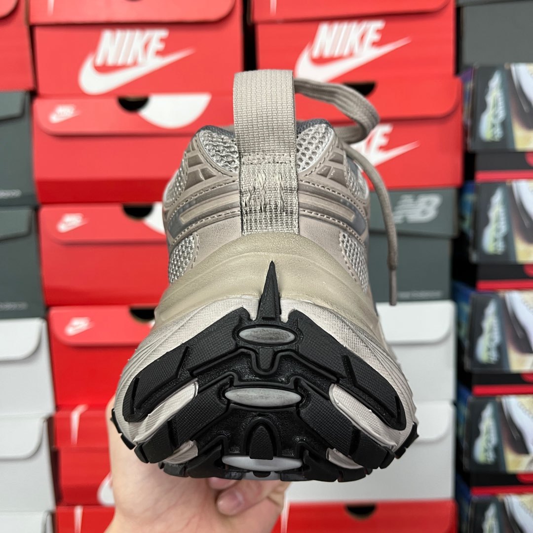 BLG 6XL Beige/Black