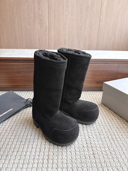 BLG Alaska fur suede boots Black