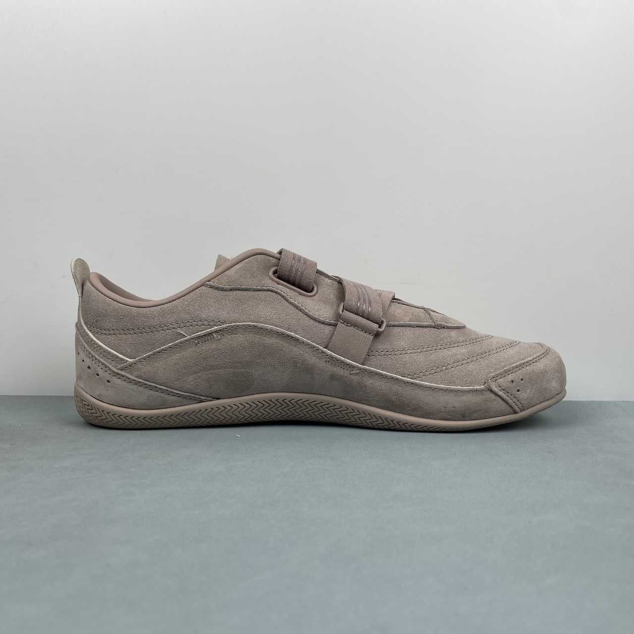 AD URBAN REVERIE Brown