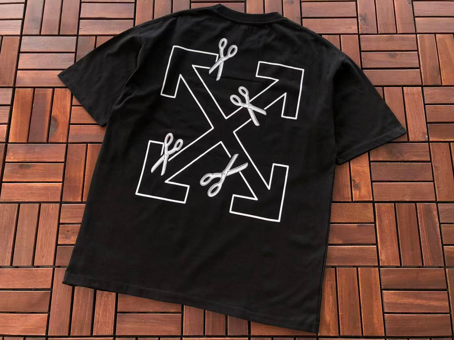 T-shirt Off
