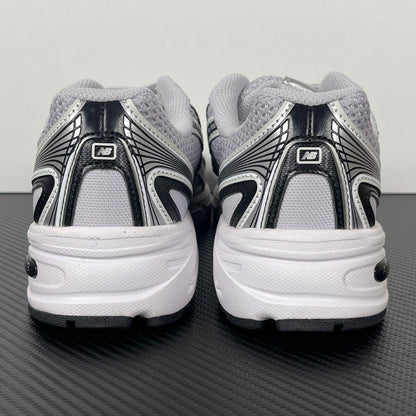 740 White / Silver / Black