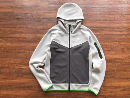 Conjunto Tech Fleece Cinza