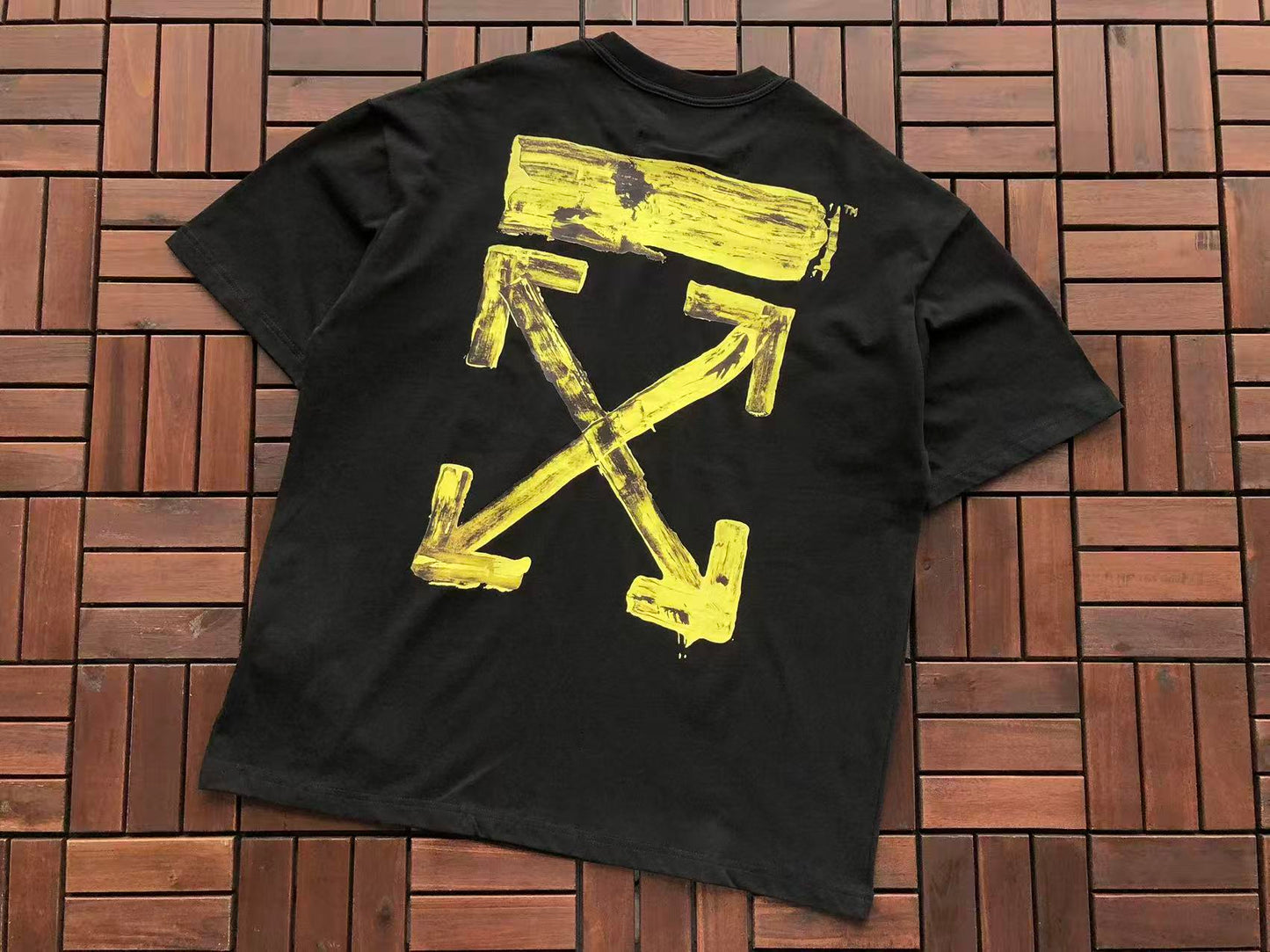 T-shirt Off