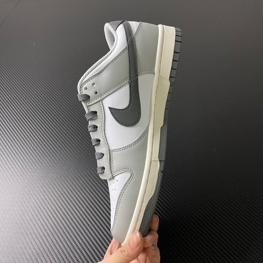 Dunk SP Light Smoke Grey