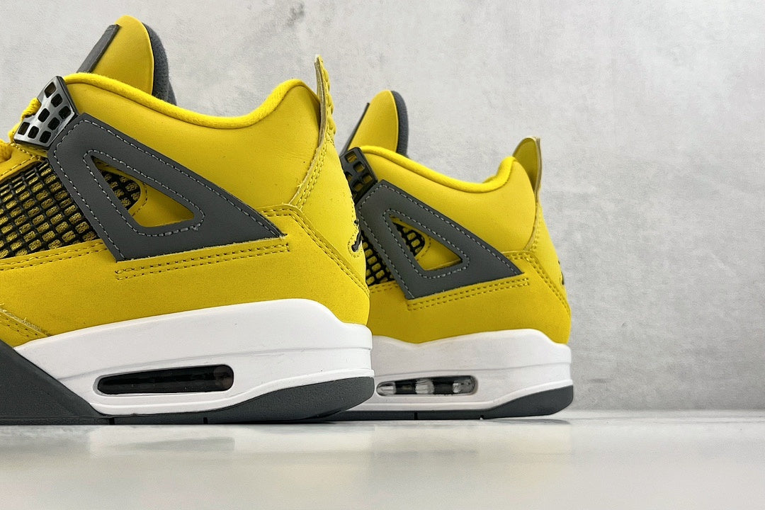 AJ4 Retro Lightning