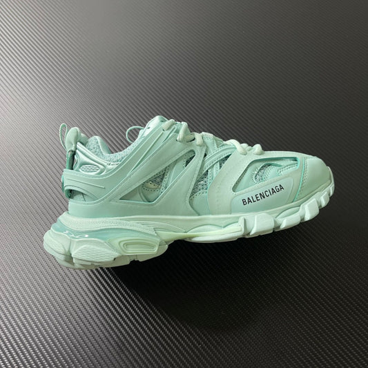 BLG Track Mint