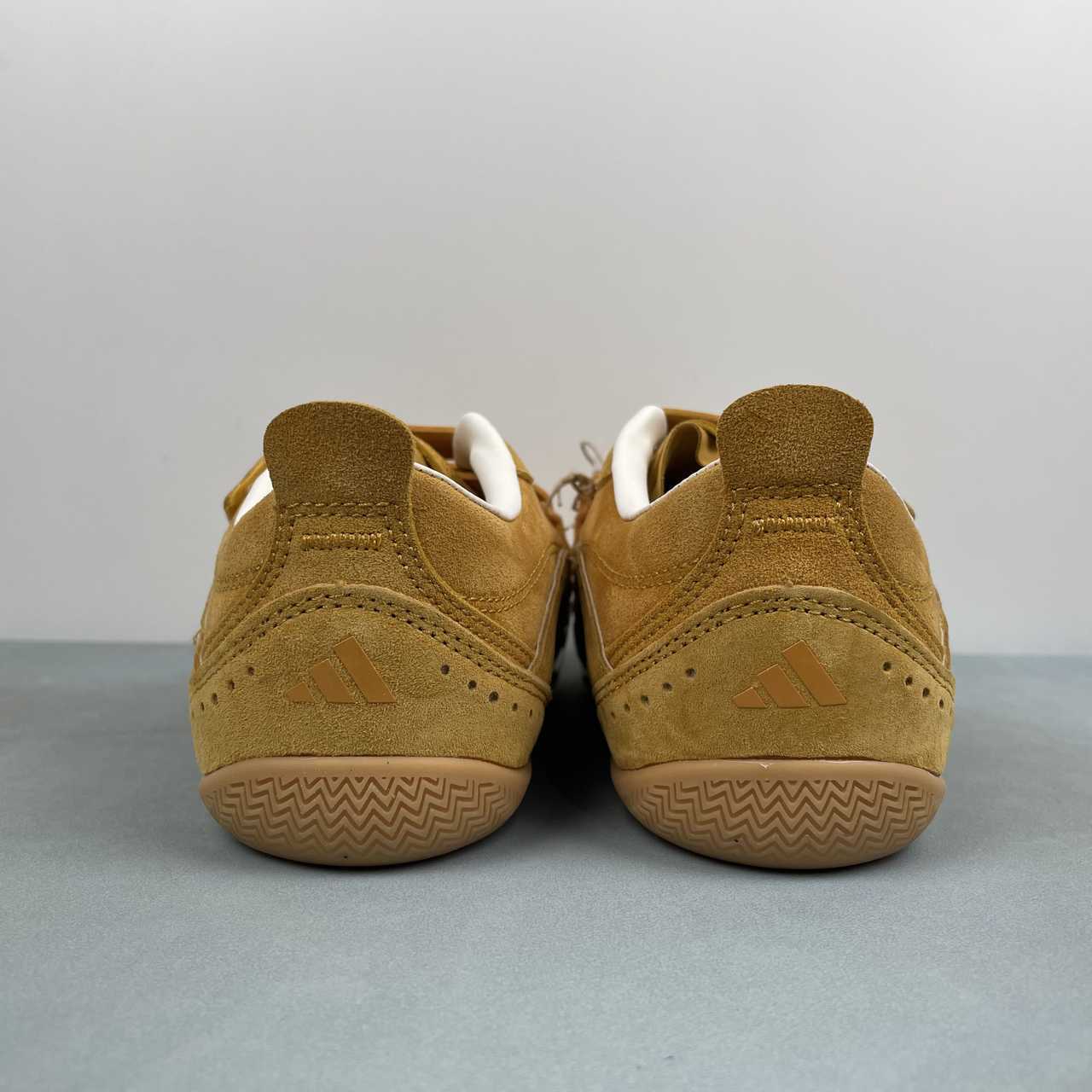 AD URBAN REVERIE Tacyel Gum