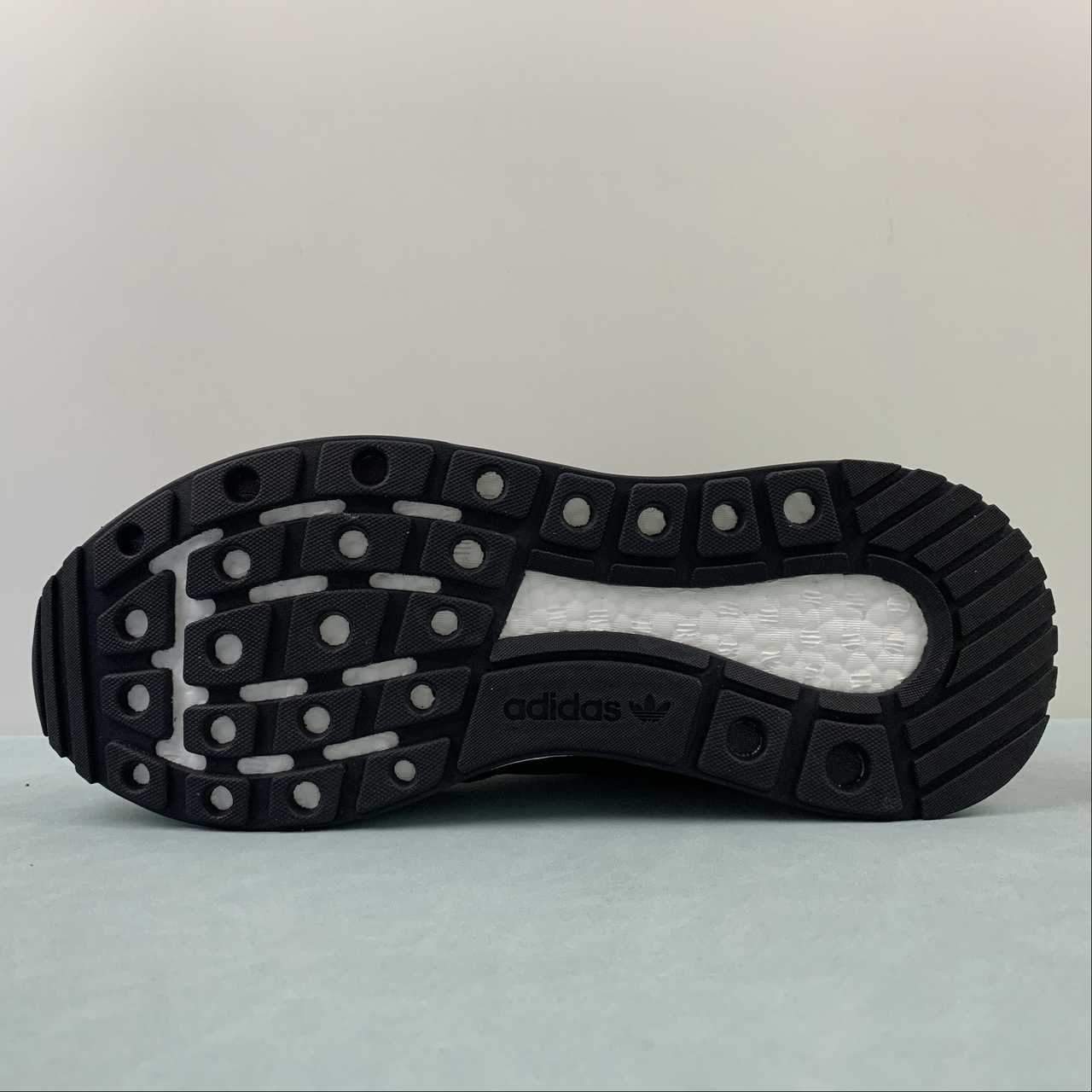 AD Boot 500 All Black
