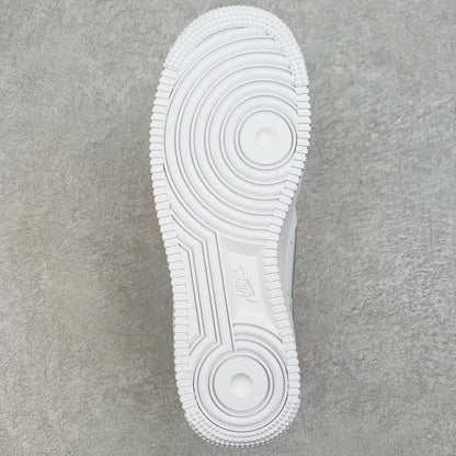 AF1 Essential