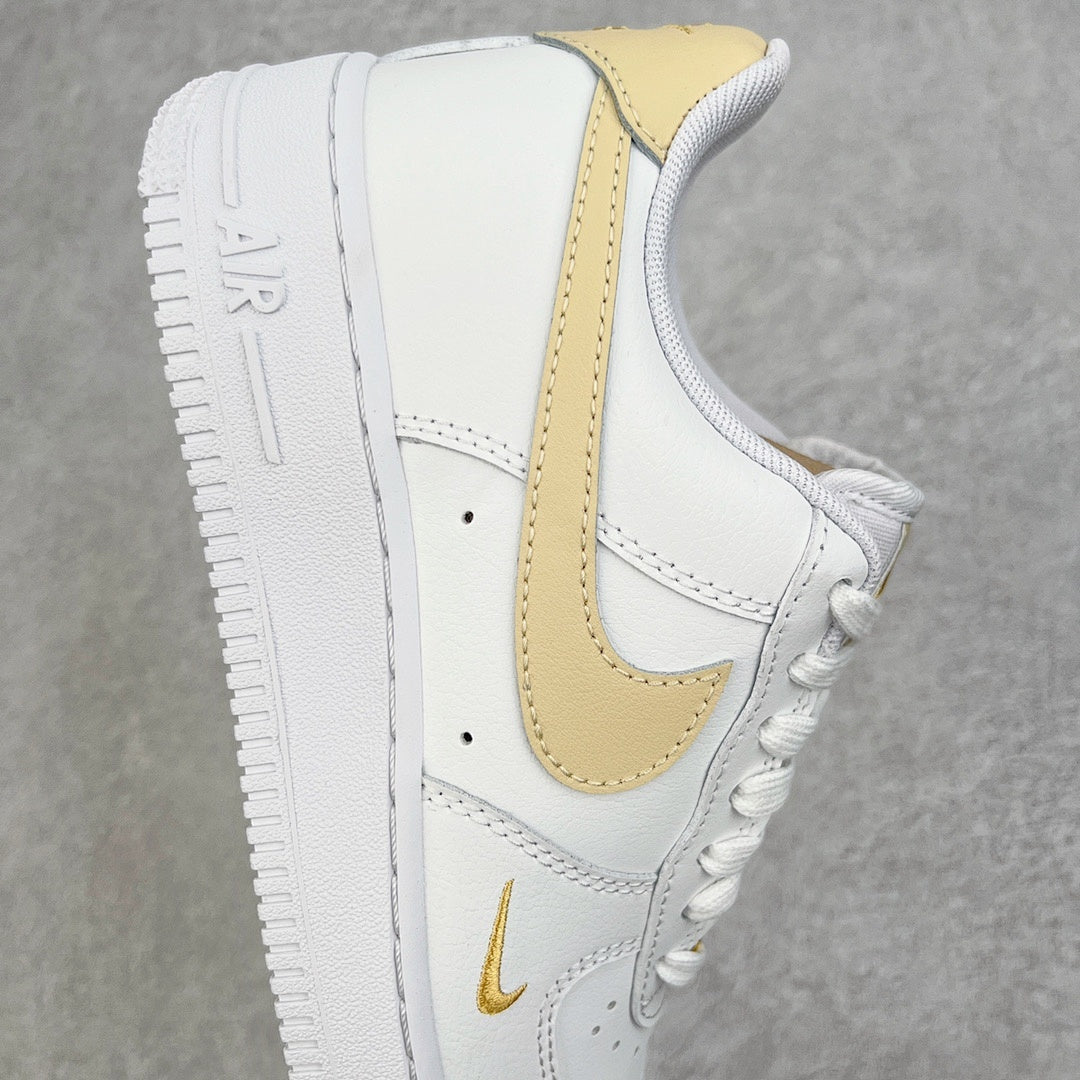 AF1 Essential