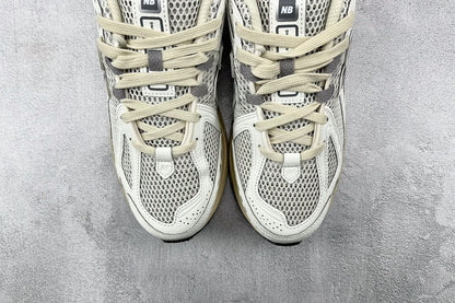 1906 Cream White