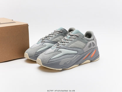 700 Wave Runner Solid Grey