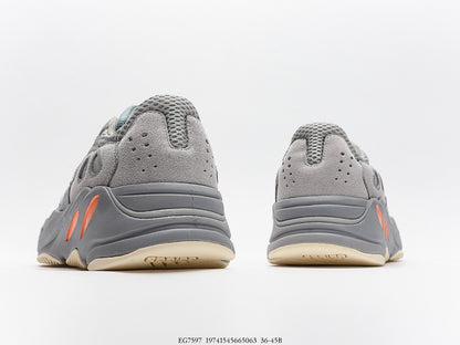 700 Wave Runner Solid Grey