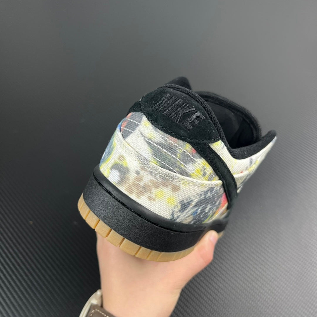 Dunk SB Supreme Rammellzee