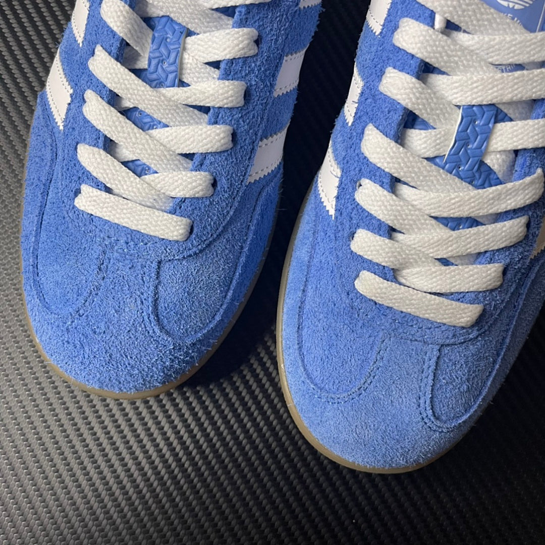 Spezial Blue and White