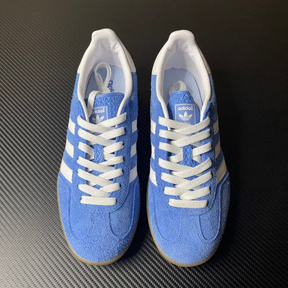 Spezial Blue and White