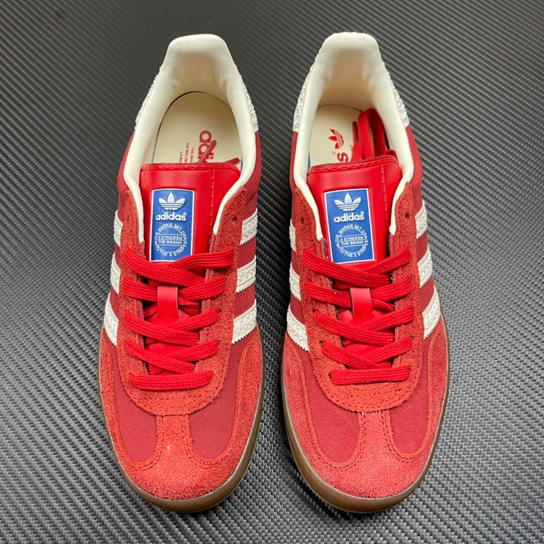 Spezial Red and White