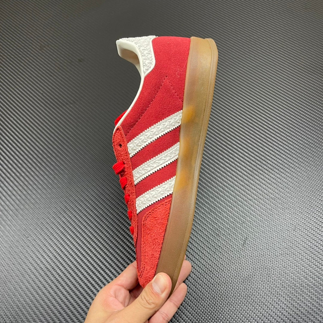 Spezial Red and White