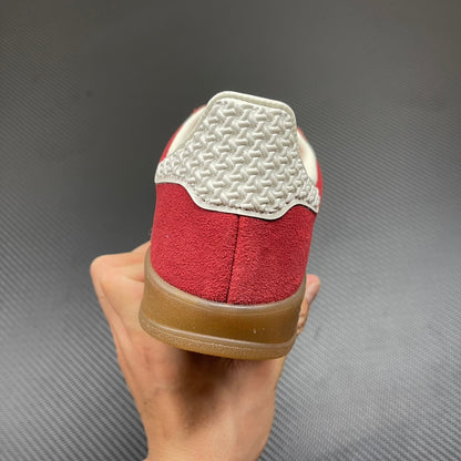 Spezial Red and White