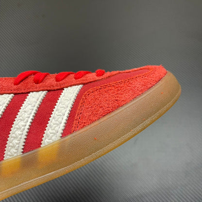 Spezial Red and White