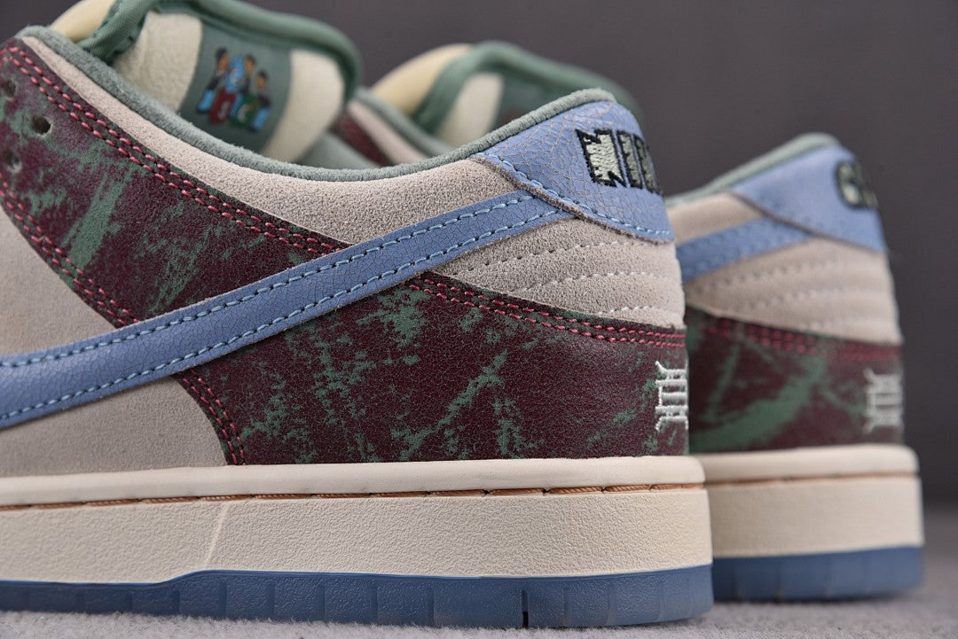 Dunk SB Crenshaw Skate Club
