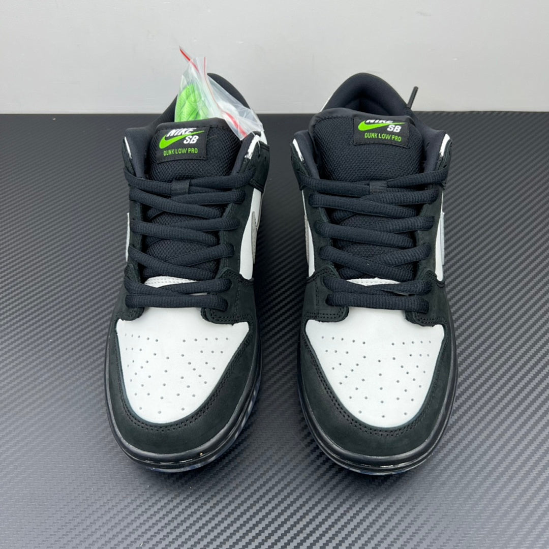 Dunk Low Pro x Jeff Staple Panda Pigeon