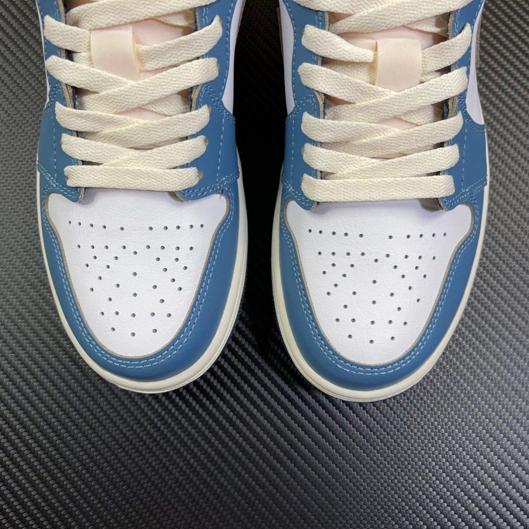 AJ1 Low White/University Blue/Black