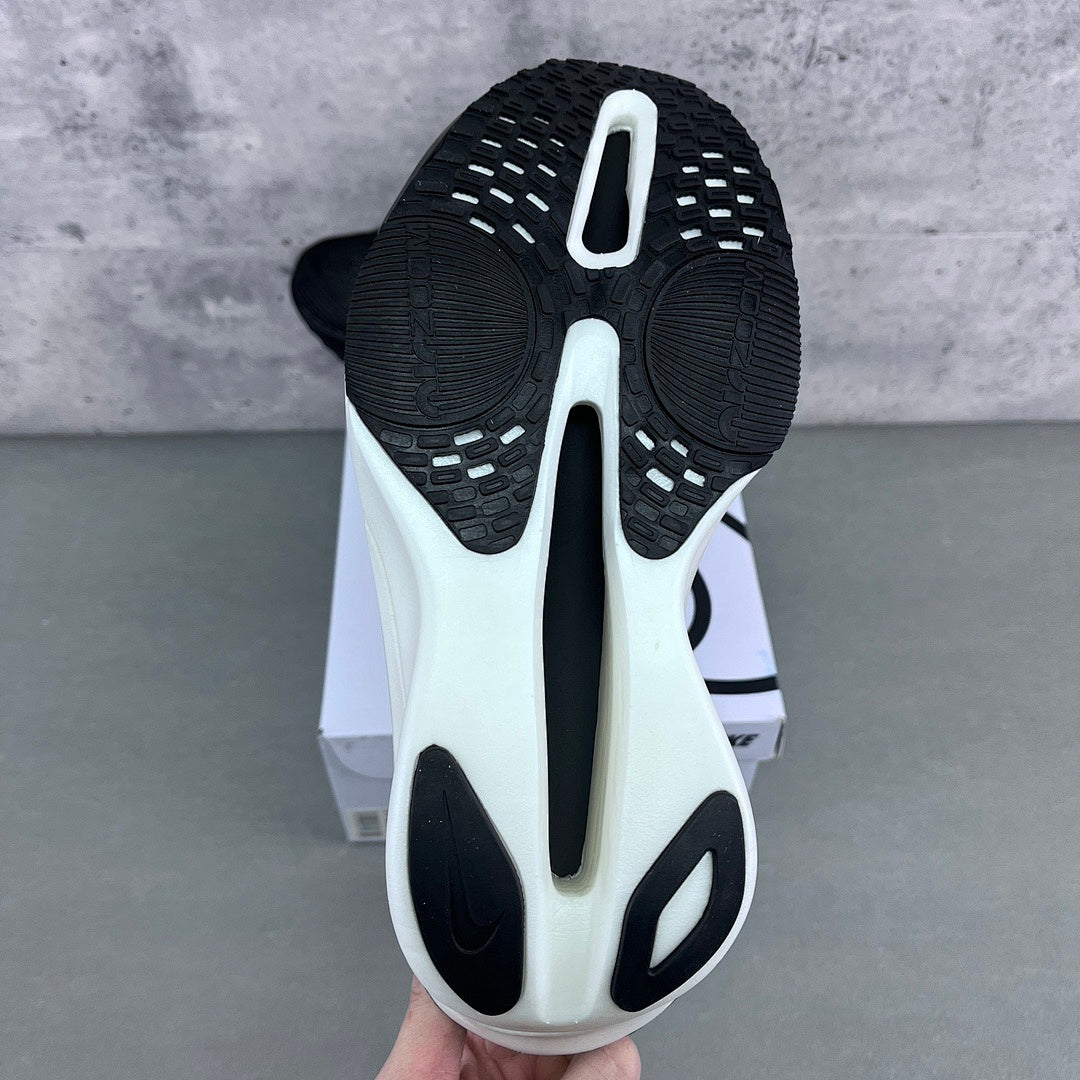 Quest 6 Black/Black