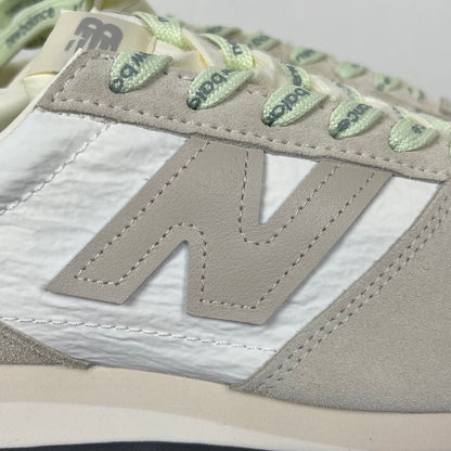 471 Bisque and Flat Taupe